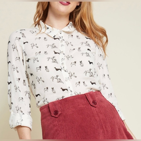 NWOT MODCLOTH Twist on Simple Cotton Oxford Top in Dogs 100% Cotton - Picture 1 of 8